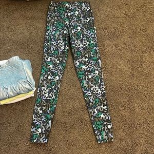 cheeta print leggings barley worn